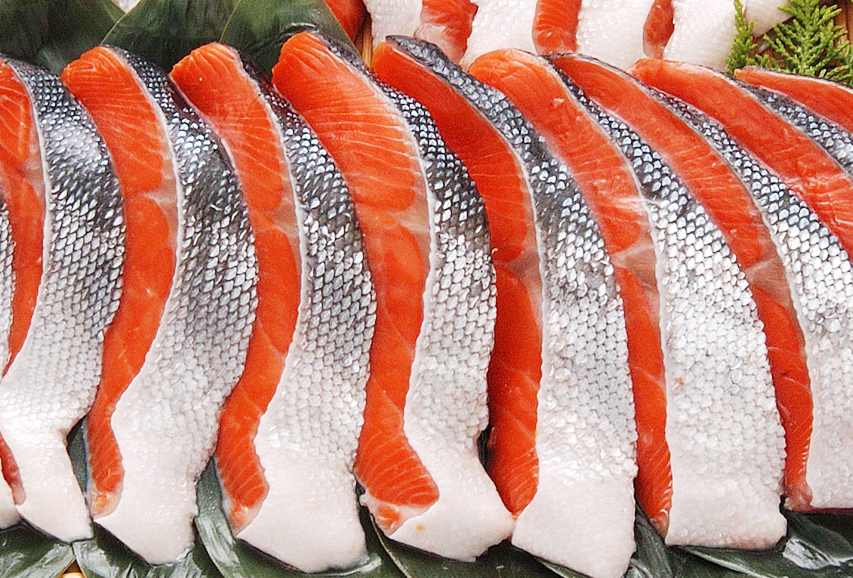 紅鮭半身　1㎏・いくら　250gセット