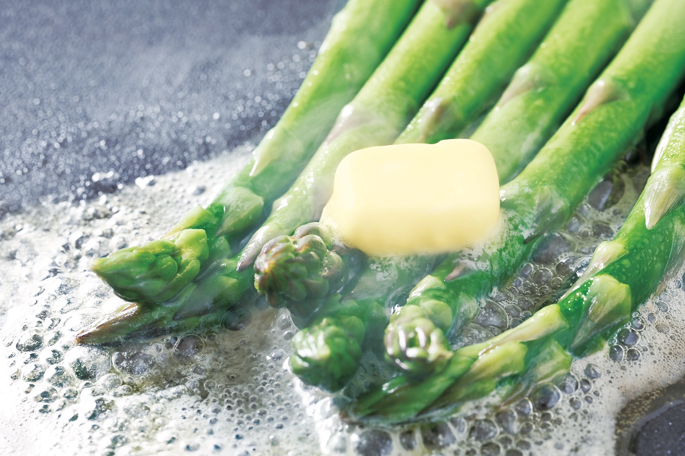 グリーンアスパラ　1kg L